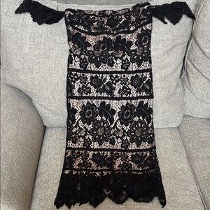 Express Black Floral Lace Midi Dress